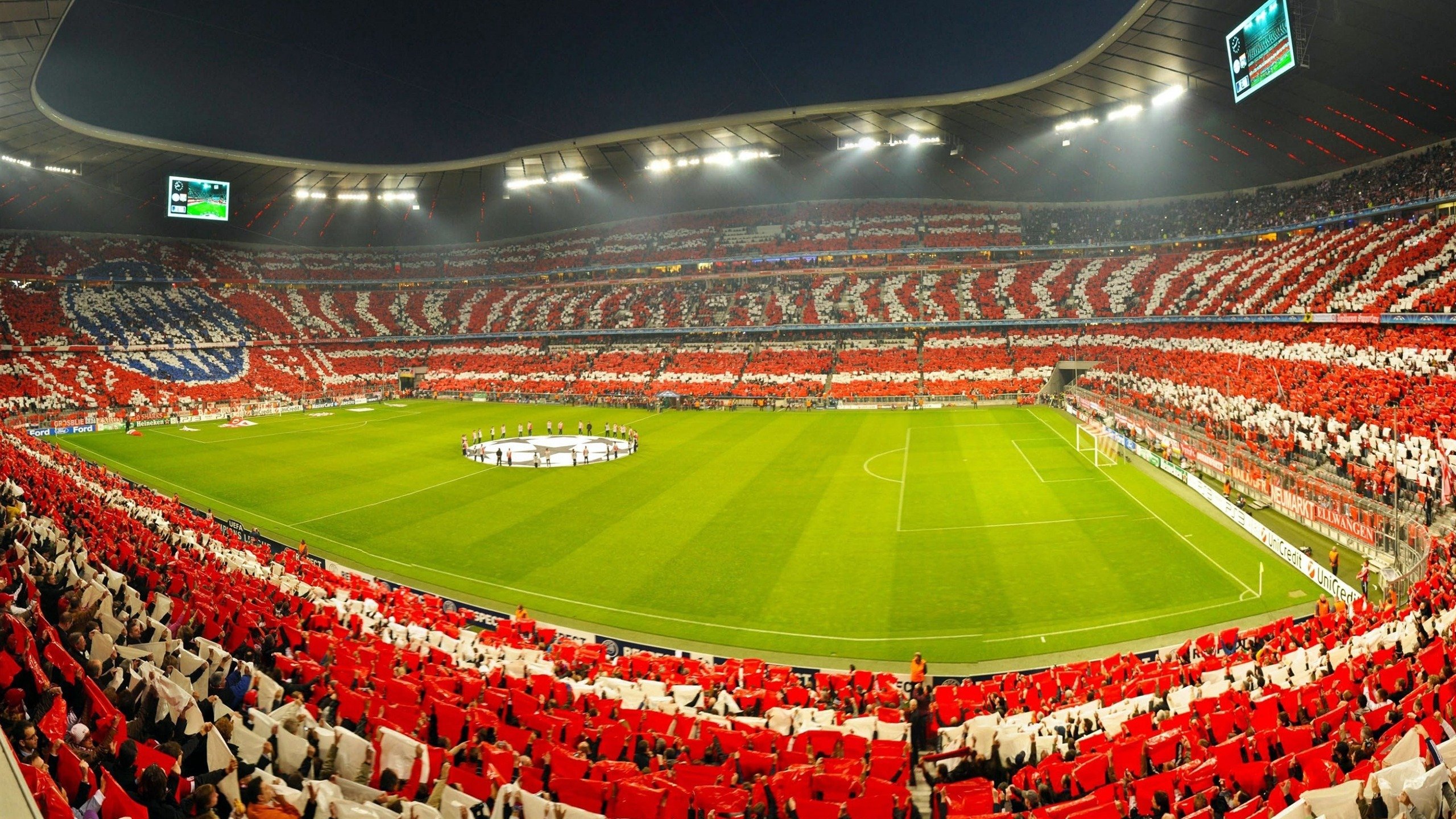 梅西用慢节奏征服快时代,勒沃库森如何用整体绞杀天才?